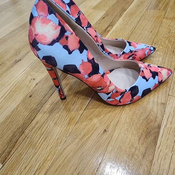 ASOS floral high heel shoes - Picture 9 of 10